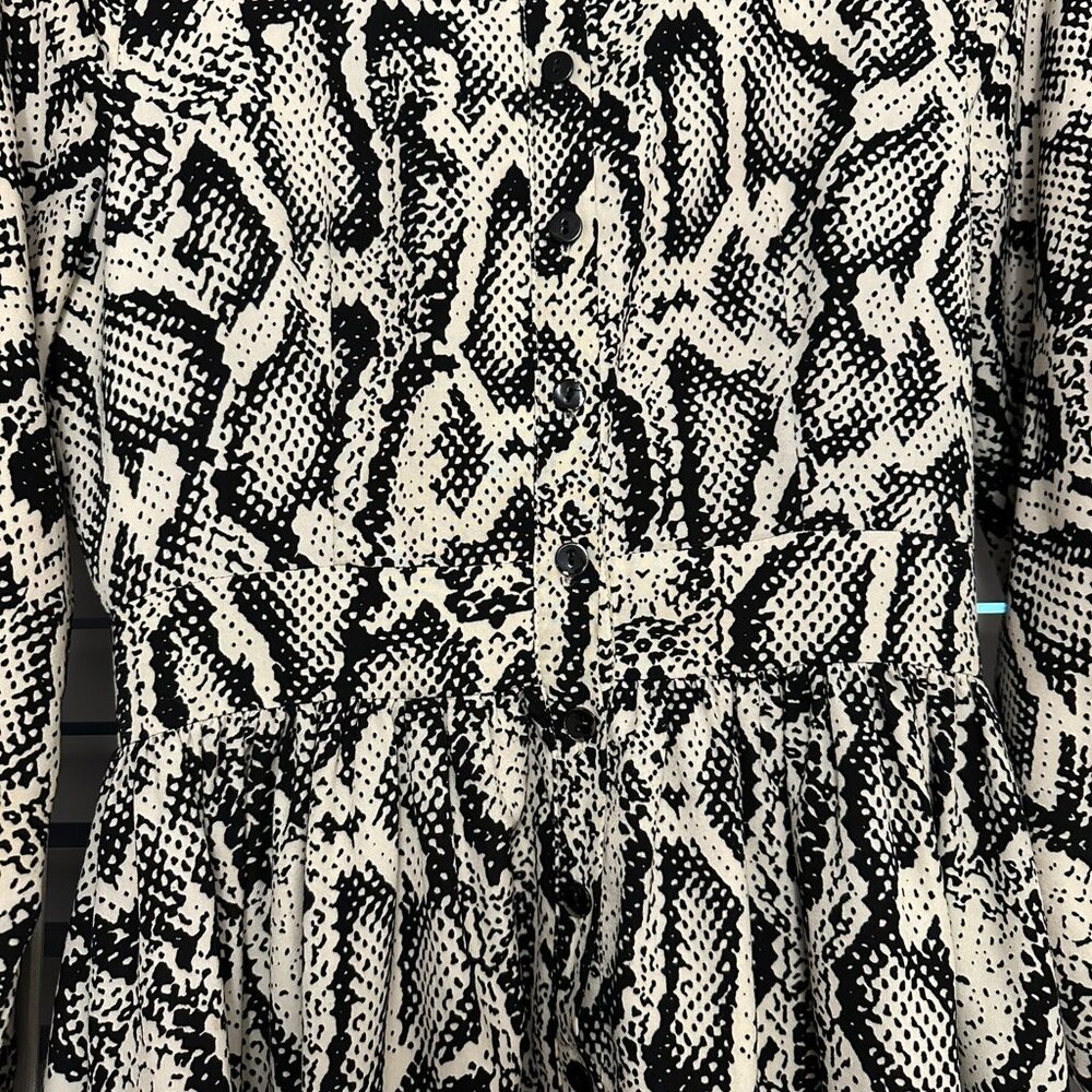 Dainty Jewell's Snake Print Dress - Picture 3 of 5